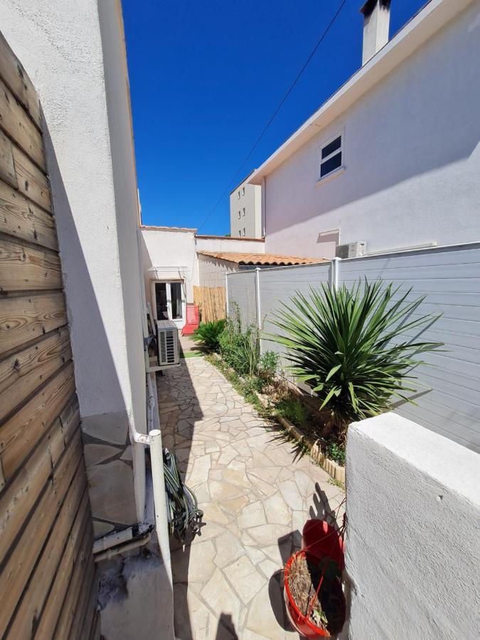 Appartement Jolie T2, Avec Cour Privee à Frontignan Extérieur photo